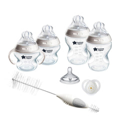 Tommee Tippee Natural Start Baby’s First Bottle and Pacifier 8 Piece Set, 2 x 5oz and 2 x 9oz Anti-Colic BPA Free Bottles, 2 Extra Slow and Medium Flow Nipples, 2, 0-6 Month Pacifiers, Clear