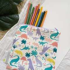 ITZY RITZY Reusable Snack Bag – 7” x 7” BPA-Free Snack Bag is Food Safe, Washable and Ideal for Storing Snacks, Pacifiers, Electronics and Makeup in a Diaper Bag, Purse or Travel Bag, Purple Dinosaur