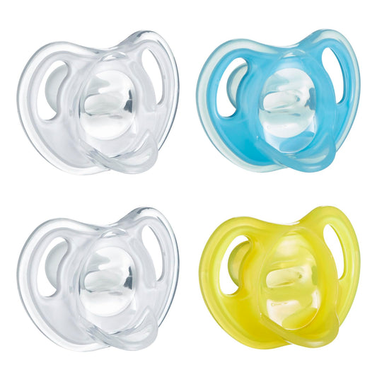 Tommee Tippee Ultra-Light Silicone Pacifier, Symmetrical One-Piece Design, BPA-Free Silicone Binkies, 6-18m, Pack of 4 Pacifiers