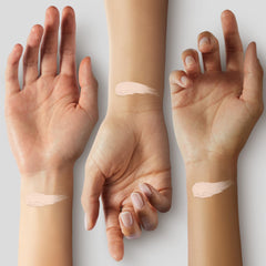 COVERGIRL - Smoothers Hydrating Foundation - Packaging May Vary