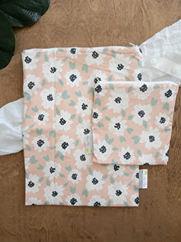 ITZY RITZY Sealed Wet Bag with Adjustable Handle –Wet Bag with Water Resistant Lining Ideal for Swimwear, Diapers, Gym Clothes & Toiletries; Measures 11” x 14”, Playful Petals, WBMH8496