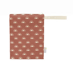 Itzy Ritzy Sealed Wet Bag with Adjustable Handle – Washable and Reusable Wet Bag with Water Resistant Lining Ideal for Swimwear, Diapers, Gym Clothes & Toiletries; Measures 11” x 14”, Terracotta Sunrise
