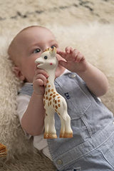Sophie la girafe - Save The Giraffes Gift Set - Teething Toy Made of Natural Rubber for Babies and Toddler - Sophie la Girafe Keychain - For 3 Months+ - 516514